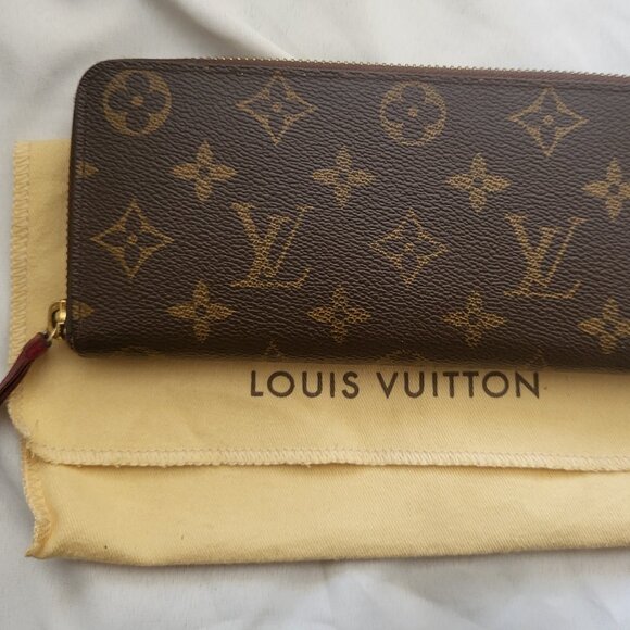 Handbags - Louis Vuitton clemence wallet in fuchsia